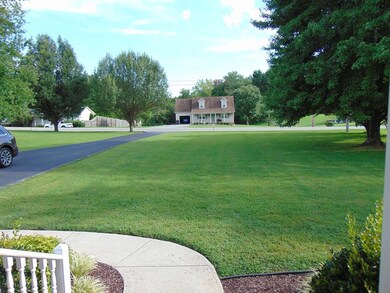 3110 Deerhaven Dr S, Cookeville, TN 38506 - photo 2