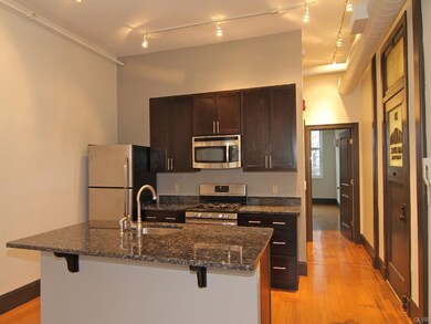 813 Hamilton St unit A, Allentown, PA 18101 - photo 3