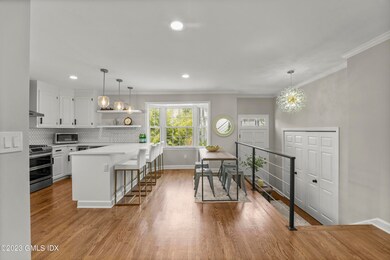 172 Field Point Rd Apt 6-print-060-061-0