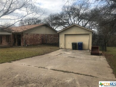 2020 Babb St, Copperas Cove, TX 76522 - photo 2