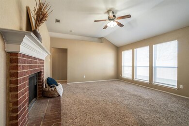8013 Alex David Cir, Dallas, TX 75232 - photo 4
