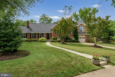 6904 Clemson Dr, Alexandria, VA 22307 - photo 3