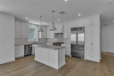 136 W Cotter Ave unit 8, Port Aransas, TX 78373 - photo 4