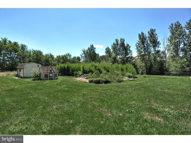 1210 W Bridge St, Spring City, PA 19475 - photo 6