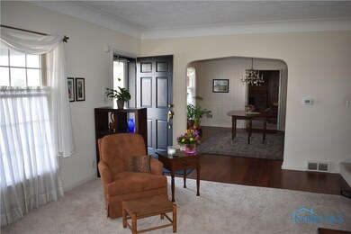 living room w/sun porch
