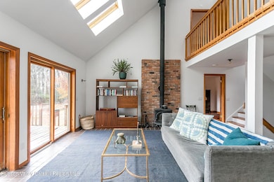 446 Abbey Rd, Woodstock, NY 12498 - photo 2