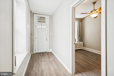 352 Carson St, Philadelphia, PA 19128 - photo 3