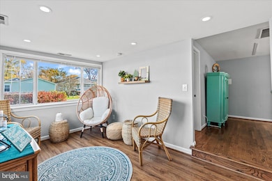 300 Weems St, Colonial Beach, VA 22443 - photo 5