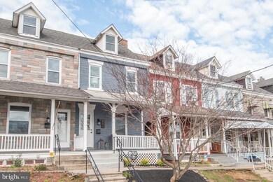 629 Hebrank St, Lancaster, PA 17603 - photo 2