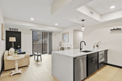 395 Alewife Brook Pkwy unit 2C, Somerville, MA 02144 - photo 6