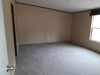 117 Boyuer Ln unit 7, Statesville, NC 28677 - photo 5