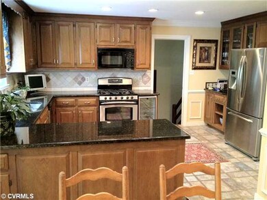 10806 Brewington Rd, Henrico, VA 23238 - photo 5