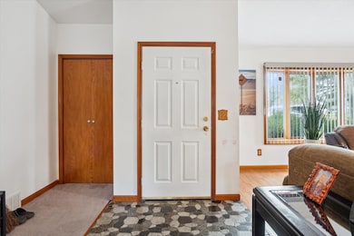 07-5695-Hinkley-Rd-Stockbridge-MI-49285-