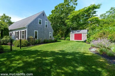 38 Edgewood Dr, Edgartown, MA 02539 - photo 2