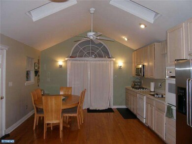 634 Topeka Ave, Mantua, NJ 08051 - photo 3