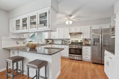 999 Amble Rd, Saint Paul, MN 55126 - photo 5