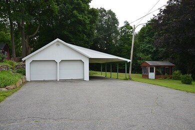 114 College St, South Hadley, MA 01075 - photo 4