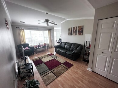 1100 Stratford Ct unit C, Elgin, IL 60120 - photo 3