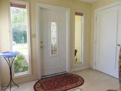 Entryway (Large)