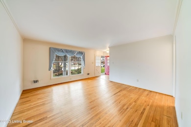 3509 Winchester Rd, Louisville, KY 40207 - photo 6