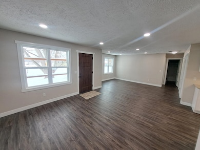 1091 W Marsh Rd, Sanford, MI 48657 - photo 3