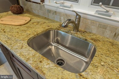 119 Hollowbrook Rd, Lutherville Timonium, MD 21093 - photo 6