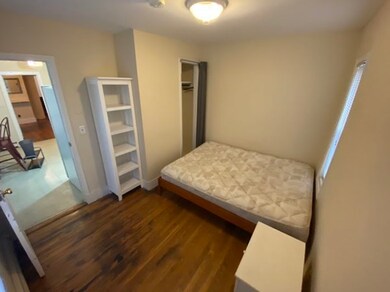 113 Hampshire St unit 1L, Cambridge, MA 02139 - photo 3