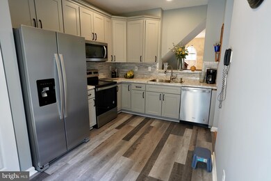 8320 Township Dr, Owings Mills, MD 21117 - photo 7