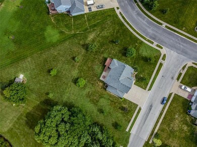 811 Sandpiper St, Raymore, MO 64083 - photo 6