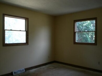 311 Concanneau Dr, La Porte, IN 46350 - photo 6