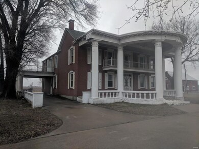 1368 Bischoff Rd, Granite City, IL 62040 - photo 2