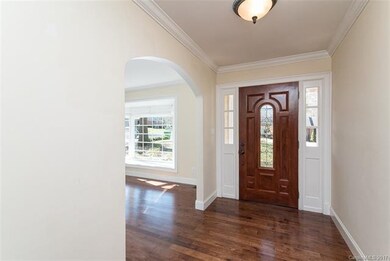 Foyer - Front Entryway