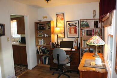 Office/Dining Rm