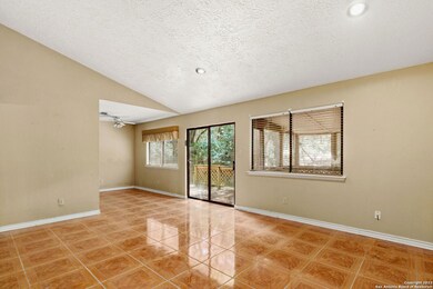 1005 Earle St, San Marcos, TX 78666 - photo 3