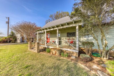 890 Tanglewood Dr, Weatherford, TX 76087 - photo 2