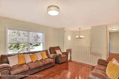 04-Living Room