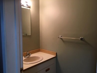 10 Darby Field Common unit D, Lee, NH 03861 - photo 6