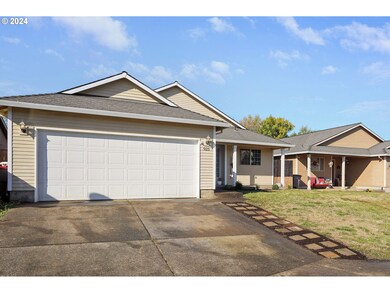 925 Grant St, Lafayette, OR 97127 - photo 3