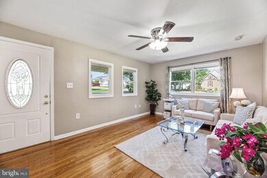 719 George Ave, Essex, MD 21221 - photo 4