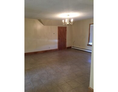82 Grand St unit 3rd Floor, Lowell, MA 01851 - photo 6