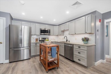 4 Roedean Dr unit UB107, Nashua, NH 03063 - photo 6