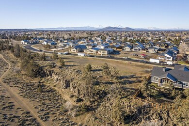 764 NW 13th St, Redmond, OR 97756 - photo 7