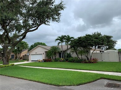 5061 SW 119th Ave, Cooper City, FL 33330 - photo 2