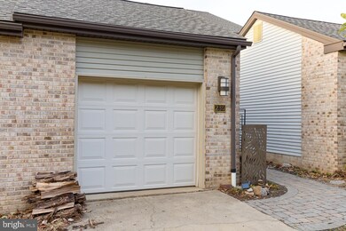 230 Steeplechase Cir, Wilmington, DE 19808 - photo 3