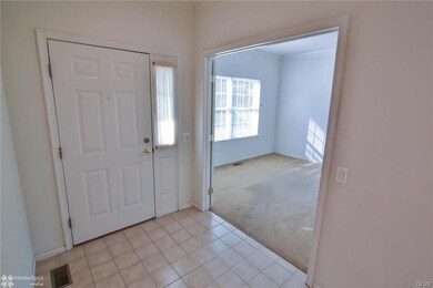 4876 Derby Ln unit 35B, Macungie, PA 18062 - photo 5