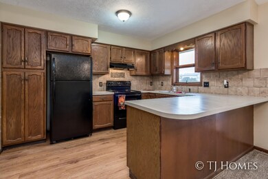 707 92nd ave-5