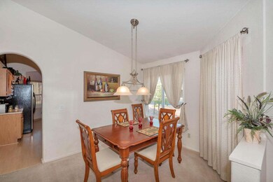 Formal Dining