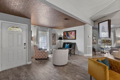 8 N White Pebble Ct, Spring, TX 77380 - photo 3