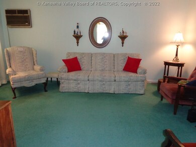 469 16th St, Dunbar, WV 25064 - photo 3