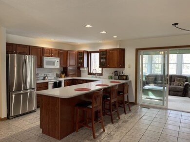 118 Willow Dr, Hawley, PA 18428 - photo 5